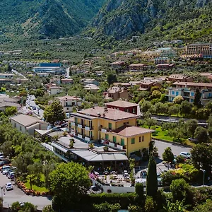 Limone 3*, Лимоне-суль-Гарда Италия
