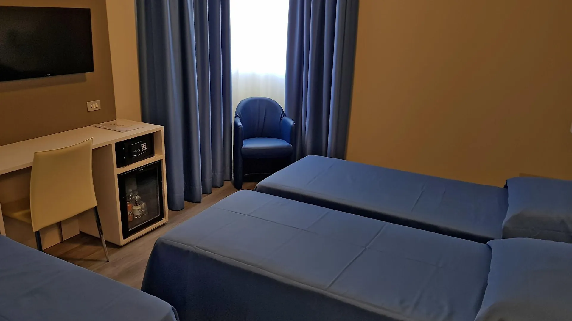 Hotel Oleggio Malpensa 3*,