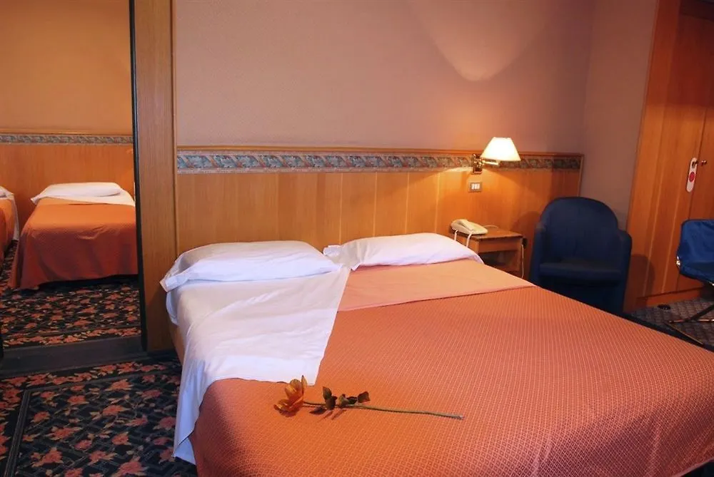 Hotel Oleggio Malpensa